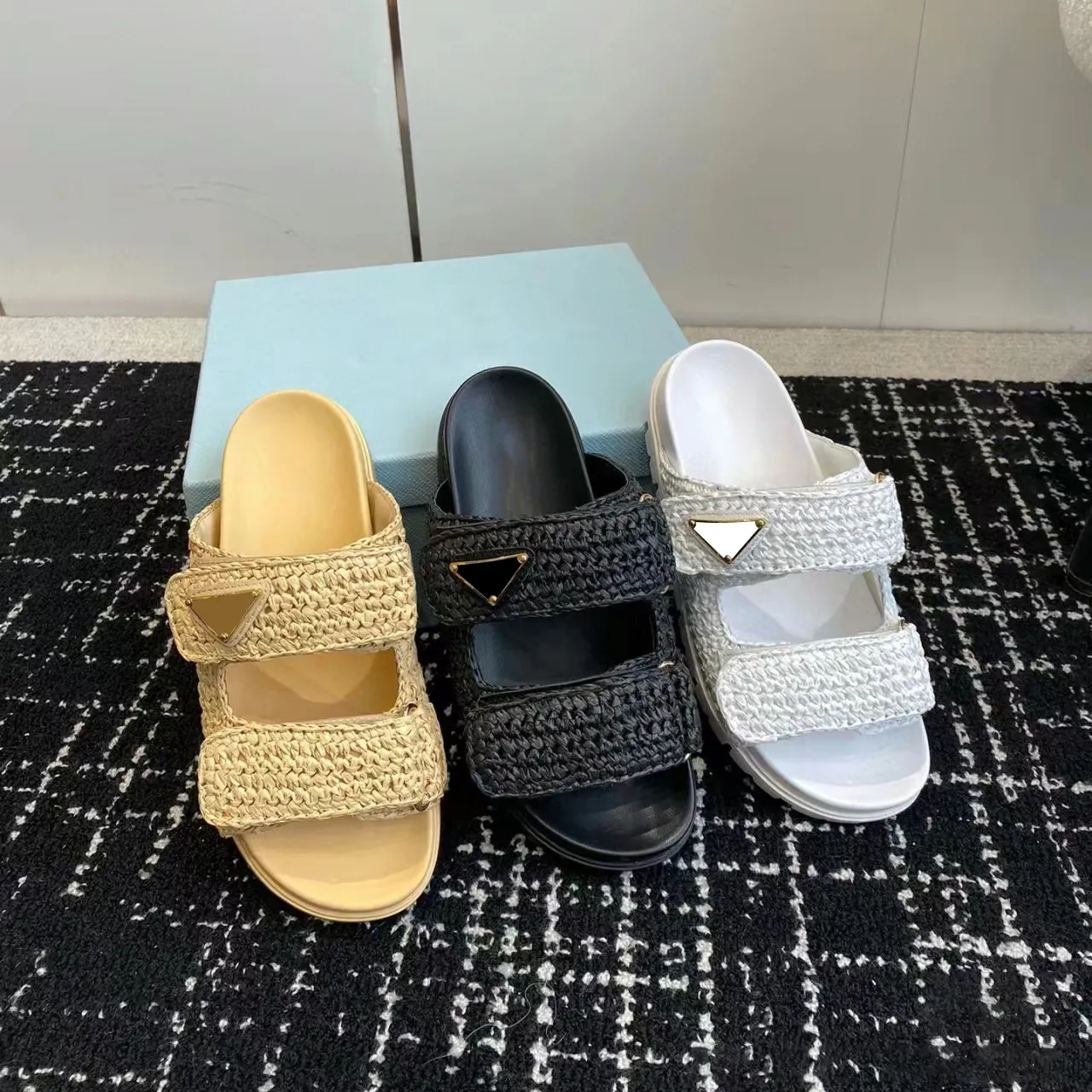 Masowe słomki splot Sandały Sandały Letnie Slajd Designer Slowers Mule Monefer Outdoor 2024 Nowy styl męski luksusowe sukienki Sandale Buty Women Buty Hal