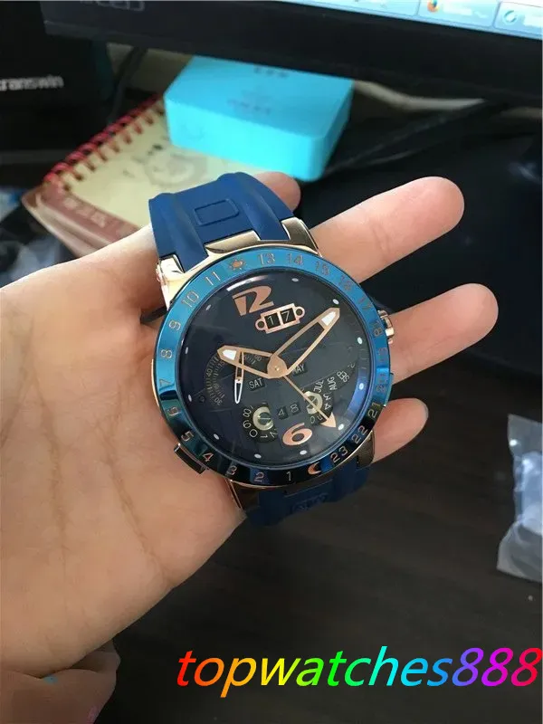 2024 Nuovo arrivo top vendita Nuovo stile orologio da uomo Orologio in gomma blu orologio da polso meccanico automatico UN13