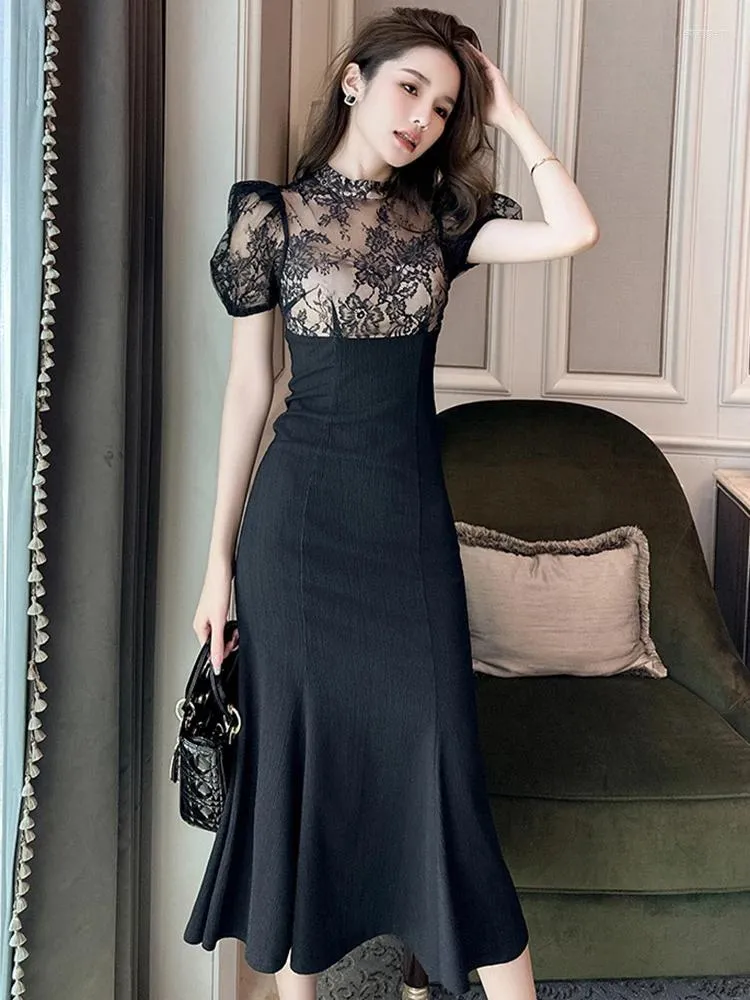 Abiti da festa 2024 Abito lungo stile elegante Donna Retro Chic Nero Sheer Lace impiombato Vita alta Fishtail Robe Femme Prom Abiti Mujer