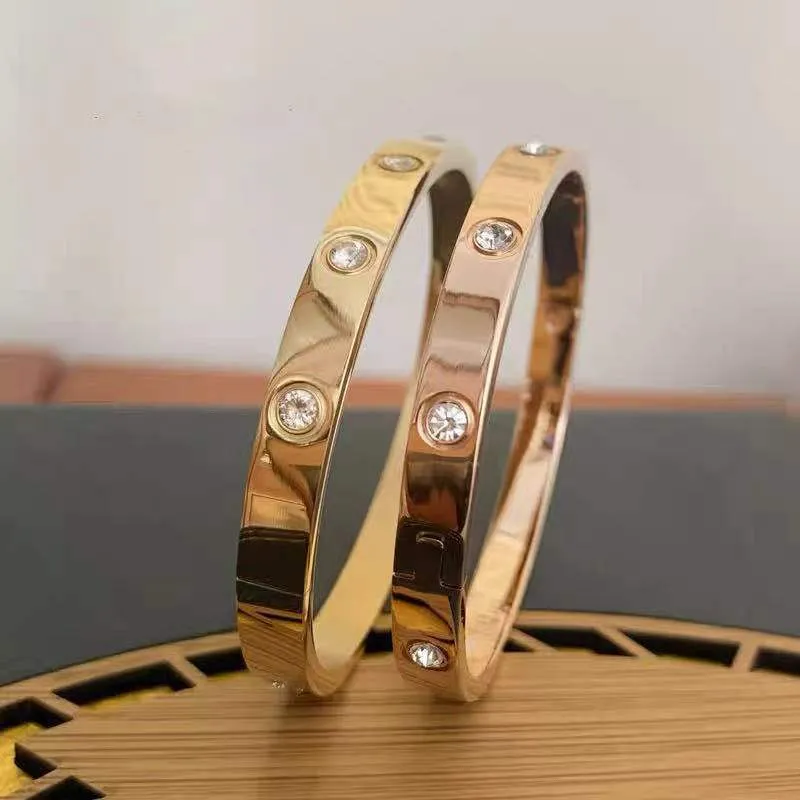 سوار RISE GOLD BRACELET SIVAL 18K سوار عالي الجودة للرجال والنساء هدية عيد ميلاد الأم يوم المجوهرات مفك البراغي هدية المجوهرات بالجملة