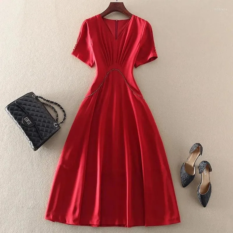 Partykleider Lässige Farbe Einfaches Pendler-Rundhals-Temperament-Festkleid 2024 Sommer Kurzarm-Taille und großer Swing-Rock