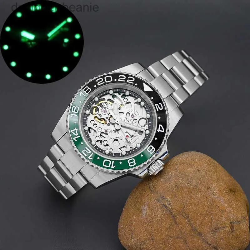 Montres-bracelets Hommes plongée vert T-ceinture NH70 automatique sport verre sphérique 200 mètres étanche C3 lumineux en acier inoxydable cadeauC24325