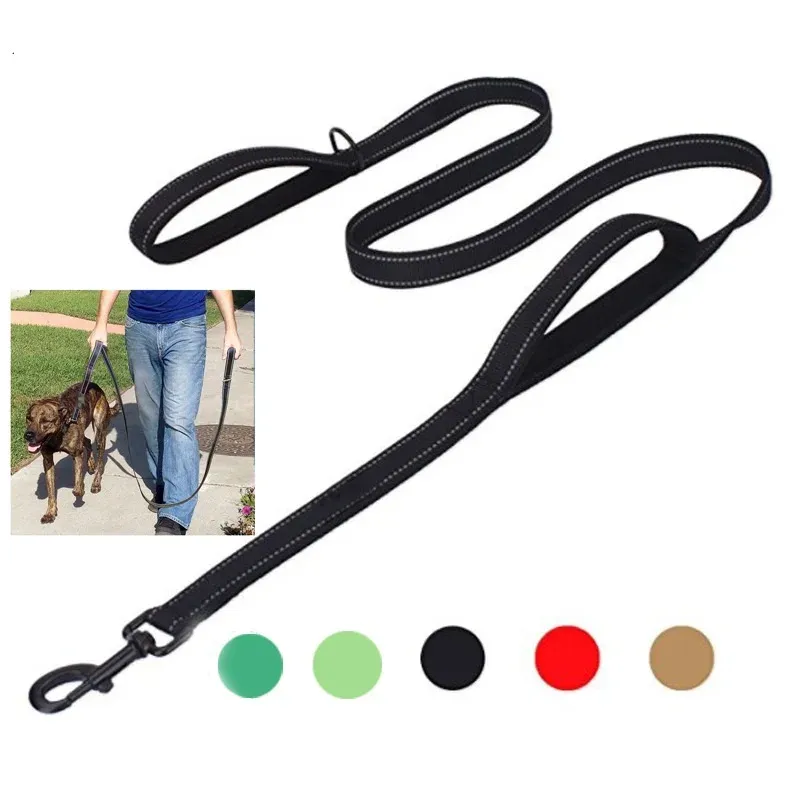 Trelas para cães de estimação, 2 alças com macio, grosso, acolchoado, corda grande, duas camadas, controle de segurança de nylon para suprimentos para cães