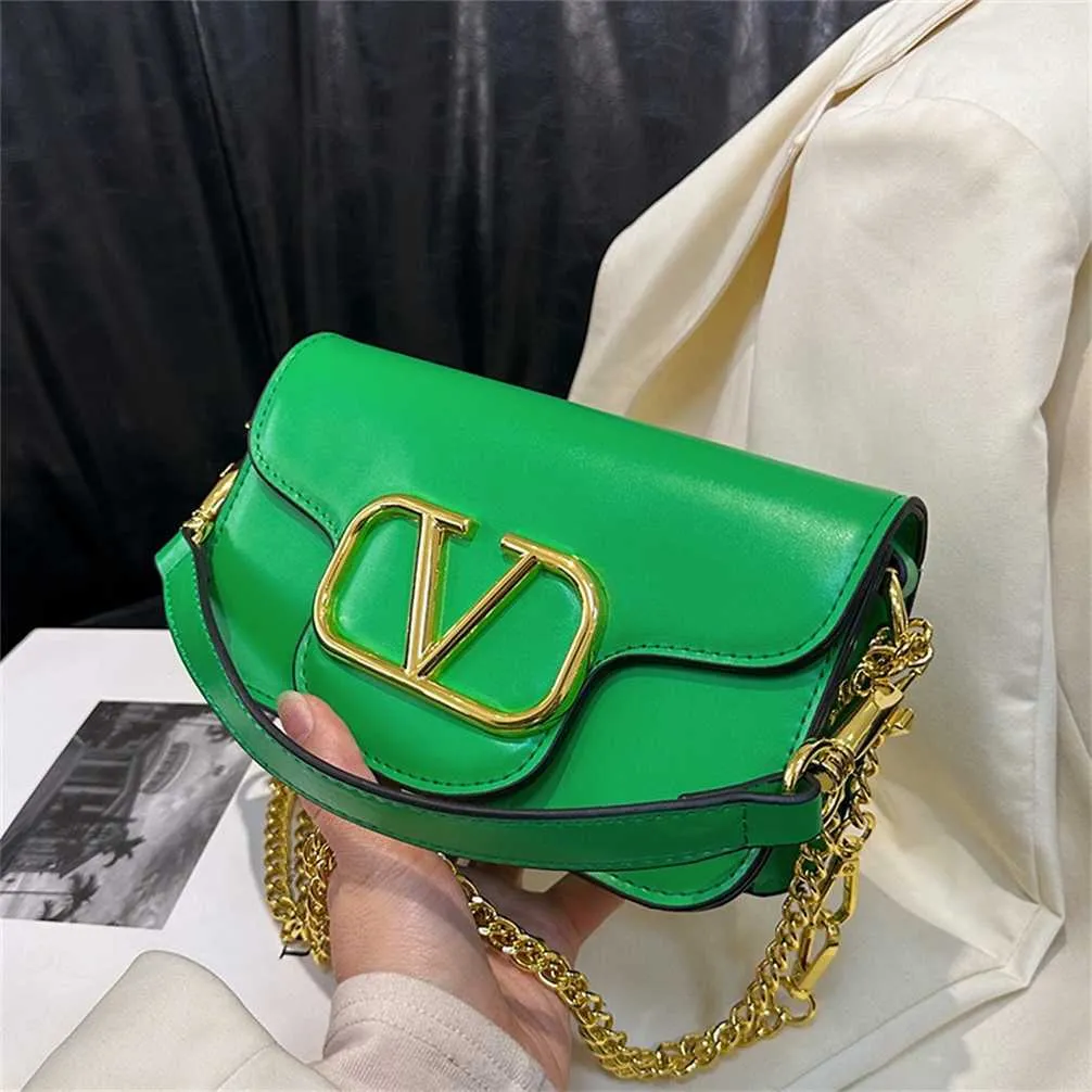 16% OFF Designer Bag 2024 Bolsas Baobao Womens Simples e Elegante Um Ombro Crossbody Chain Westernized Letter Pequeno Quadrado