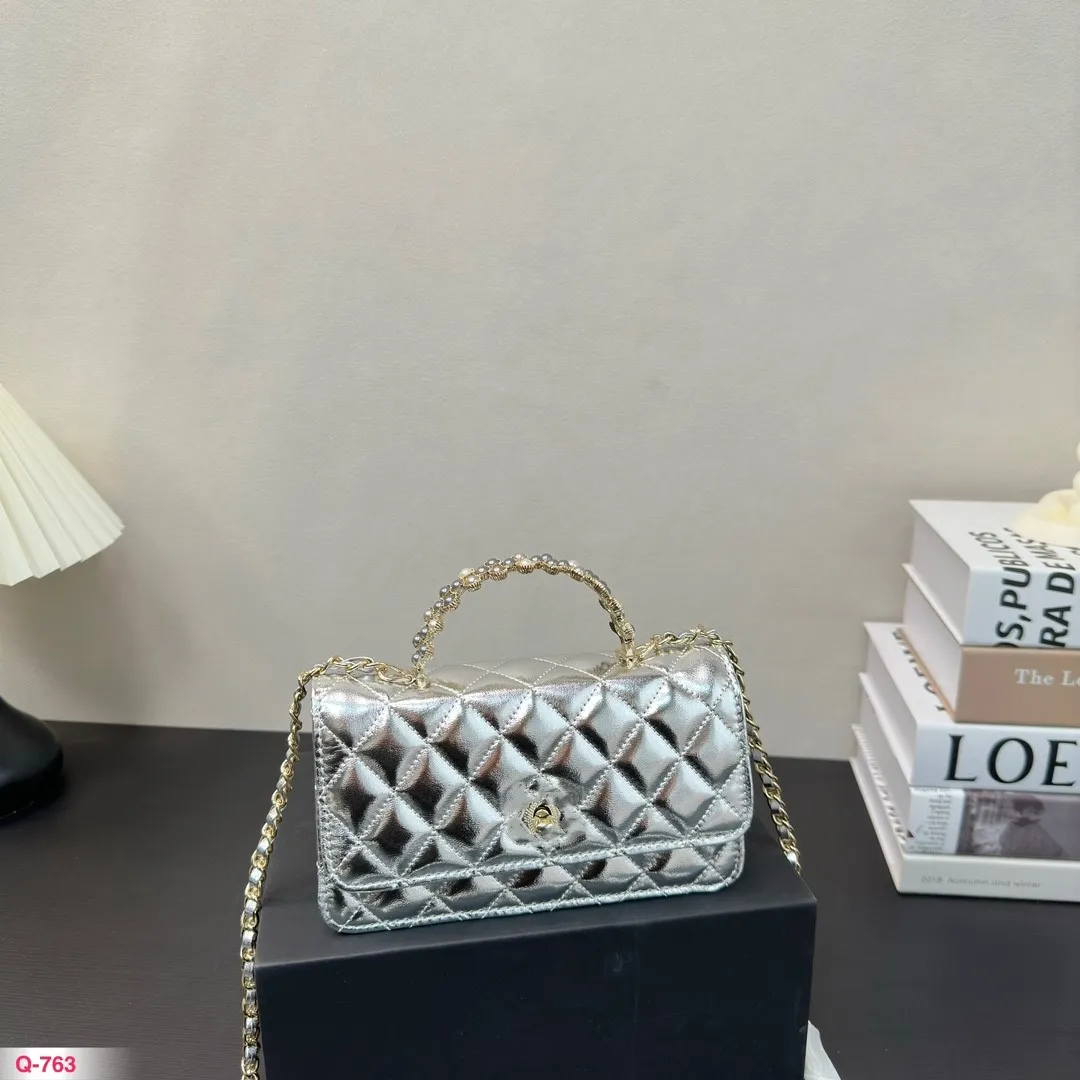 Handverkstadsserie HANTERA WOC Fortune Bag Black Luxury Brand Design Woman's Letter Quilted Chain