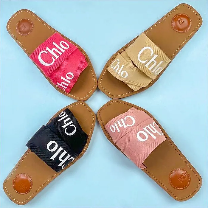 Sandálias de designer Sandálias Woody Tecido Letras de Lona Marca de Luxo Slides Sandálias Planas Confortáveis ​​na moda Moda Aberta Toed Outdoor Home Sand Slipper