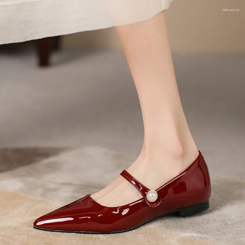 Sıradan Ayakkabı İnci Patent Derisi Tek Mary Jane Kadın Bahar Zarif Göstergeli Toe Kadın Daireleri Kırmızı Ofis