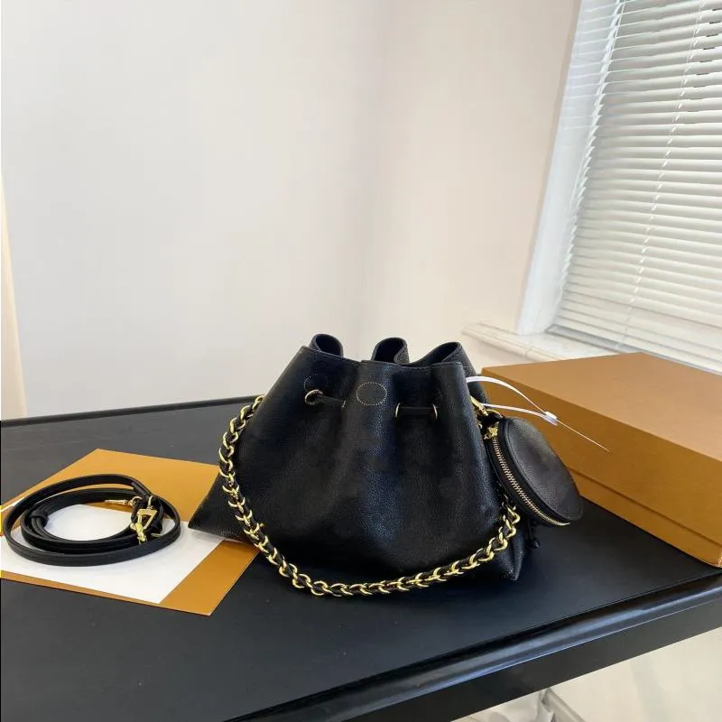 Top Luxury Handbag Designer Chain Bag Bucket bag Women's Handbag Shoulder Bag Crossbody Bag Makeup Bag Purse Everyday Commute Retr Ijme