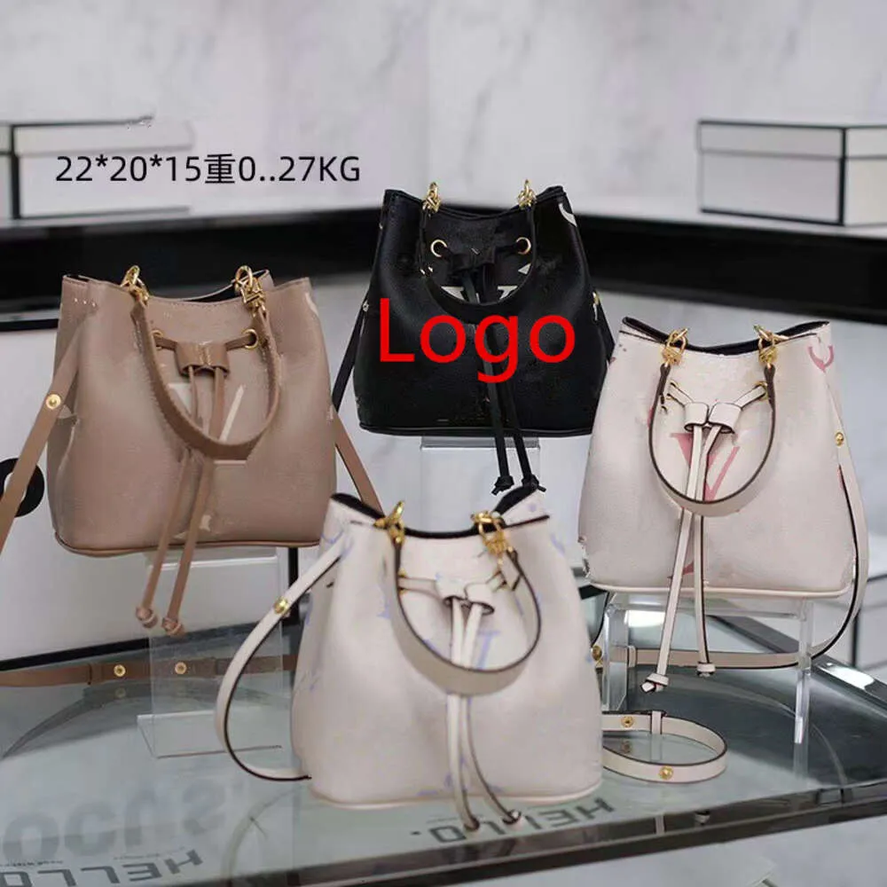 Sac de créateur Luisly Vuttallys Vittonlys Tri Color v Sac seau avec lettres imprimées Sac à bandoulière pour femme Sac à main Tendance