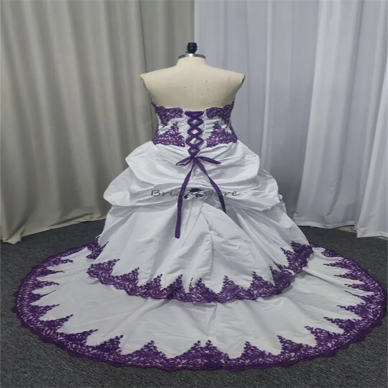 Gorgeous Purple Gothic Wedding Dresses With 3D... From Bridalstore, $136.72 | DHgate.Com Gorgeous Purple Gothic Wedding Dresses With 3D... From Bridalstore, $136.72 | DHgate.Com