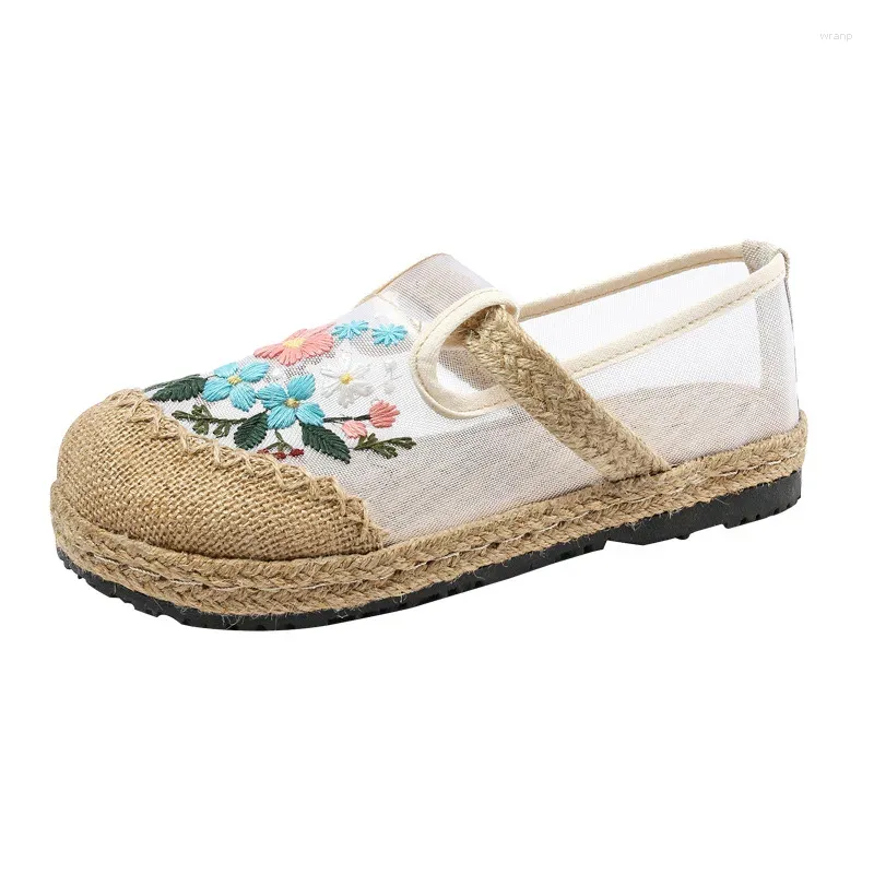 Buty swobodne Summer cienki haft haftowany oddychający zabytkowy hanfu Old Pekin Cloth Women Flat