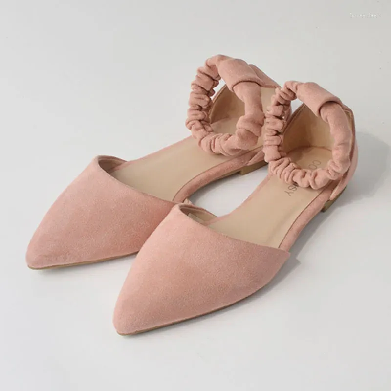 Casual Shoes 2024 Women's Sandals Luxury Velvet Ladies Pumpar Point Toe Grunt munlägenheter Enkel lättvikt elastisk slip-on