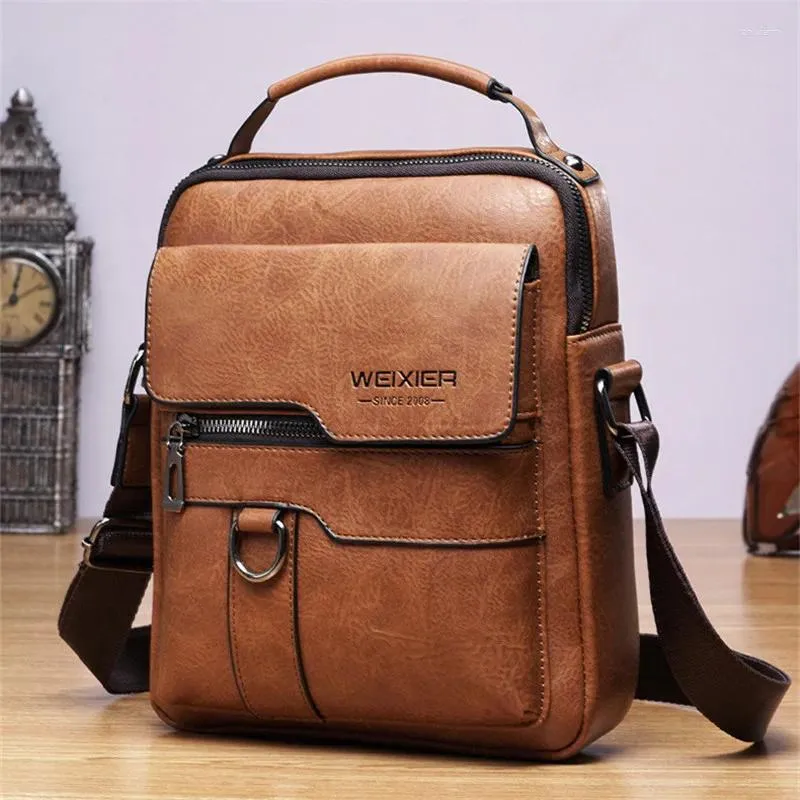 Bolsas de ombro Brand Vintage Man Leather Saco para homens Mensageiro de negócios Crossbody Machine Handbag casual