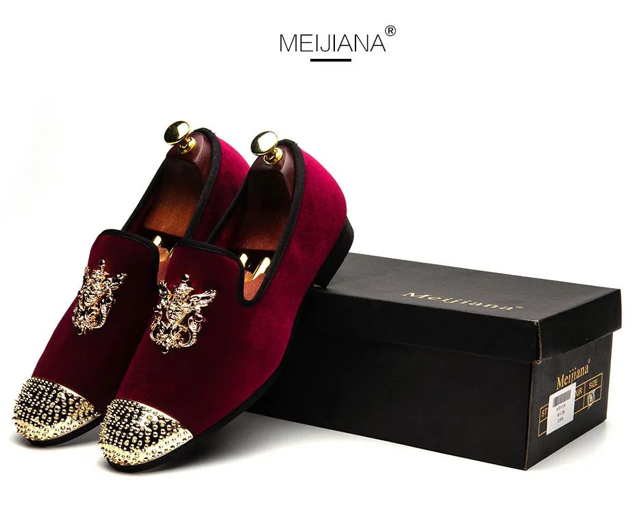 Velvet Loafers Guide: Choosing Men display picture 1