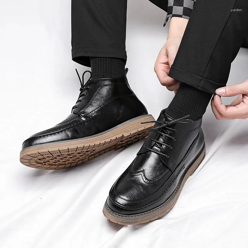 Botas Outono Inverno Bloco Alto Top Sapatos Moda Casual Business Couro Masculino Clássico Preto Confortável Lace Up Curto