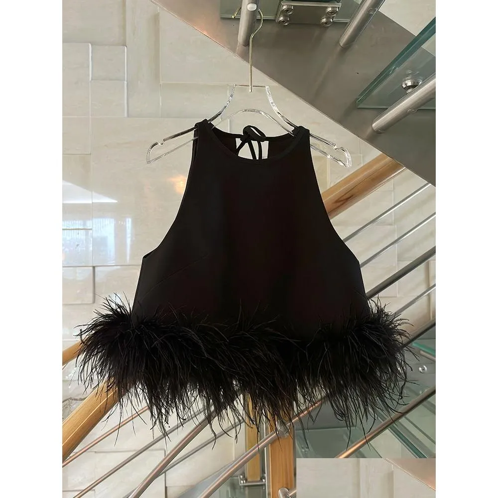 Women Tanks Camis 2024 Spring Black Womnes Tops Designer Feathers Backless Sleveless Mini Y Prom 31702 Drop dostarczenie odzież Otnjk