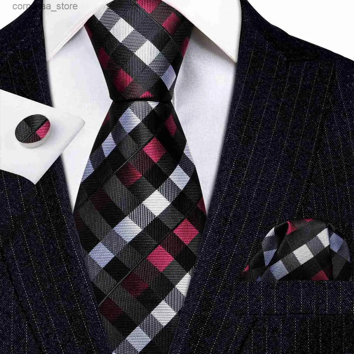 Cravatte Cravatte Designer Cravatte da uomo Set Nero Bianco Rosso Plaid Blu Viola Cravatta Fazzoletto da taschino Gemelli Set Matrimonio Gravatas BarryWang 6221 Y240325
