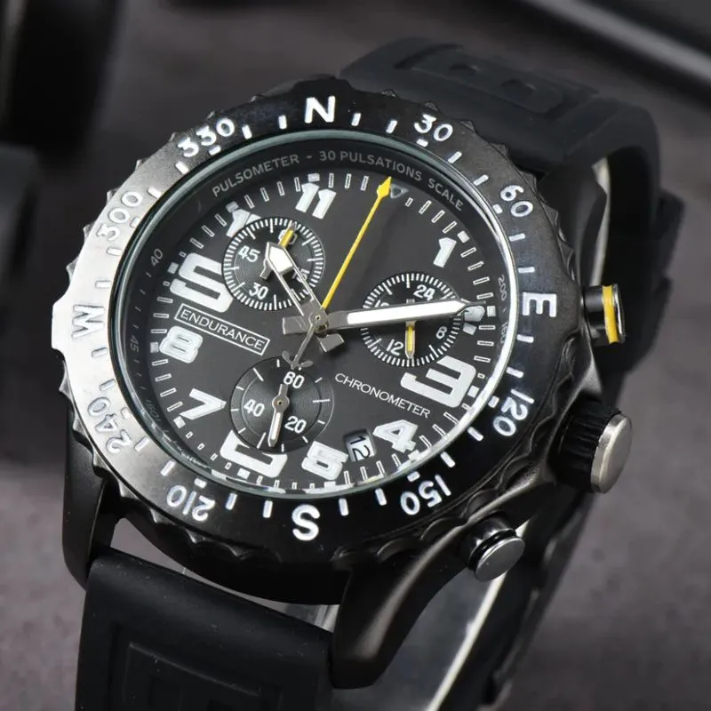 Top Luxury Men` Quartz Endurance Pro Avenger Chronograph 44mm Watches Multiple Colors Rubber Men Watches Glass Wristwatches