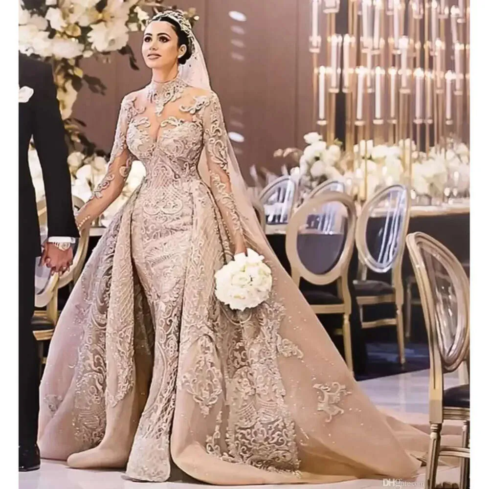 Champagne arabiska sjöjungfru Dubai bröllopsklänningar med avtagbart tåg hög hals D spets långa ärmar brudklänningar