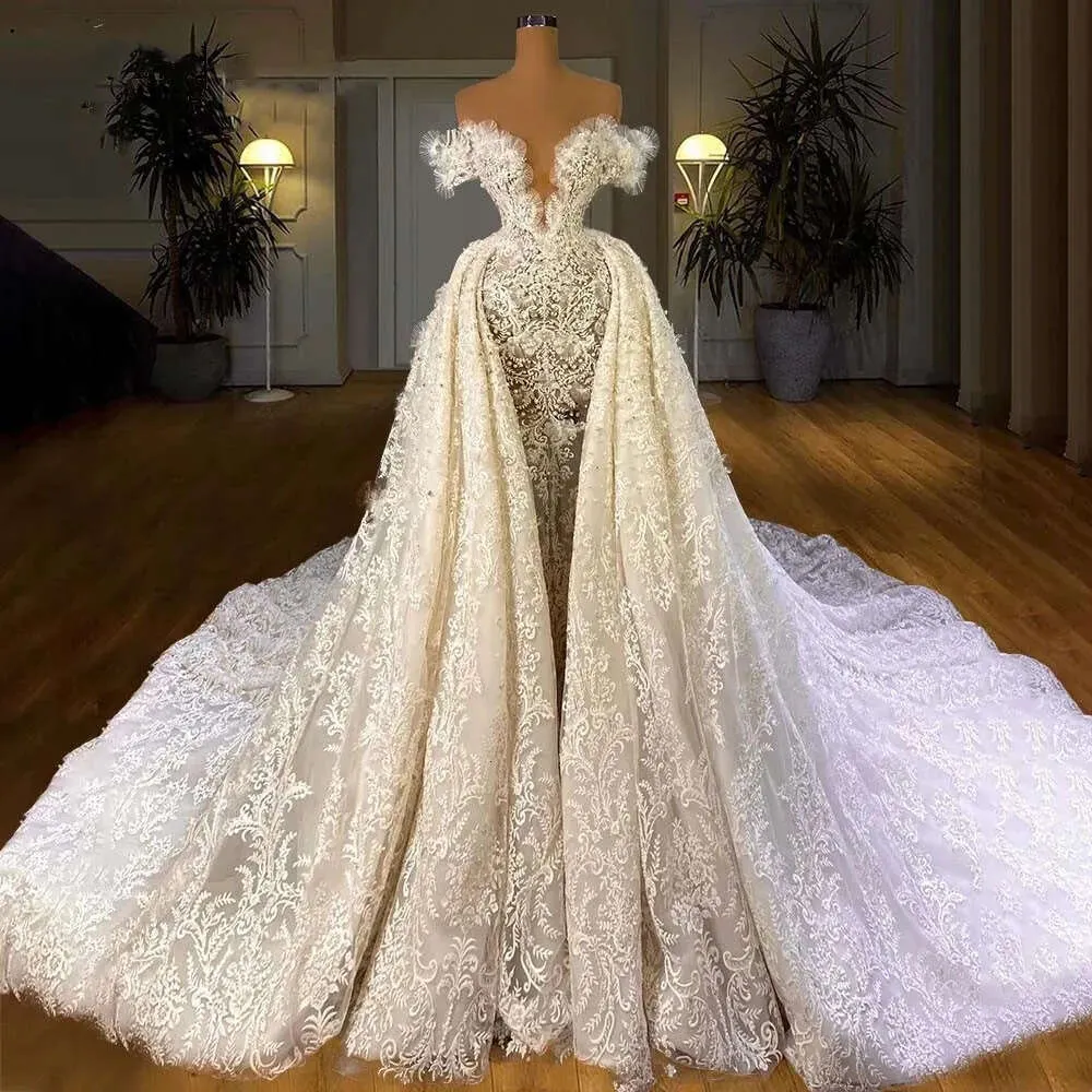 Haute Couture 2022 Moda Elbise Sıkıştırılabilir Tren Lüks Arapça Dubai Dantel İnciler Gelinlik Gelinlik Bes121