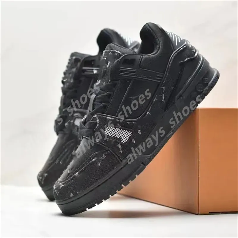 Designer Cowide Freizeitschuhe Männer Frauen neues Paar TPU Outsohle Liebhaber Brief Drucksticke Mode Joker Persönlichkeit Legal Kopie Coach Sneakers 36-45 A35