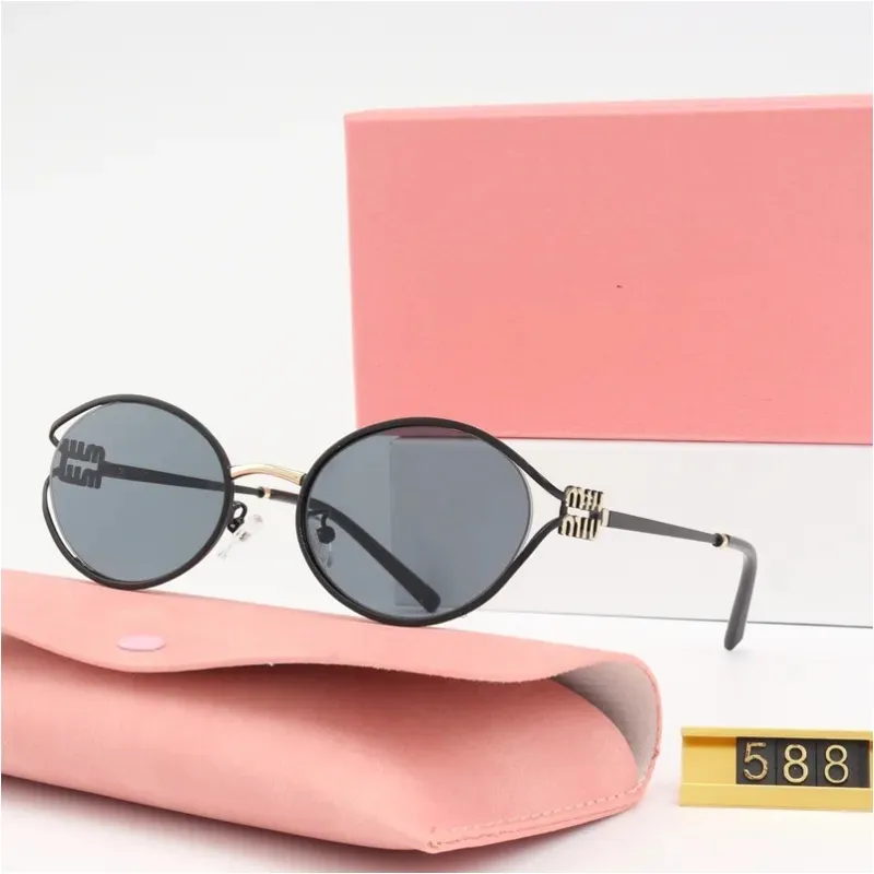 2024 Mui Glasses Luxury Sunglasses Womens Designer Sunglasses高品質の楕円形のサングラス