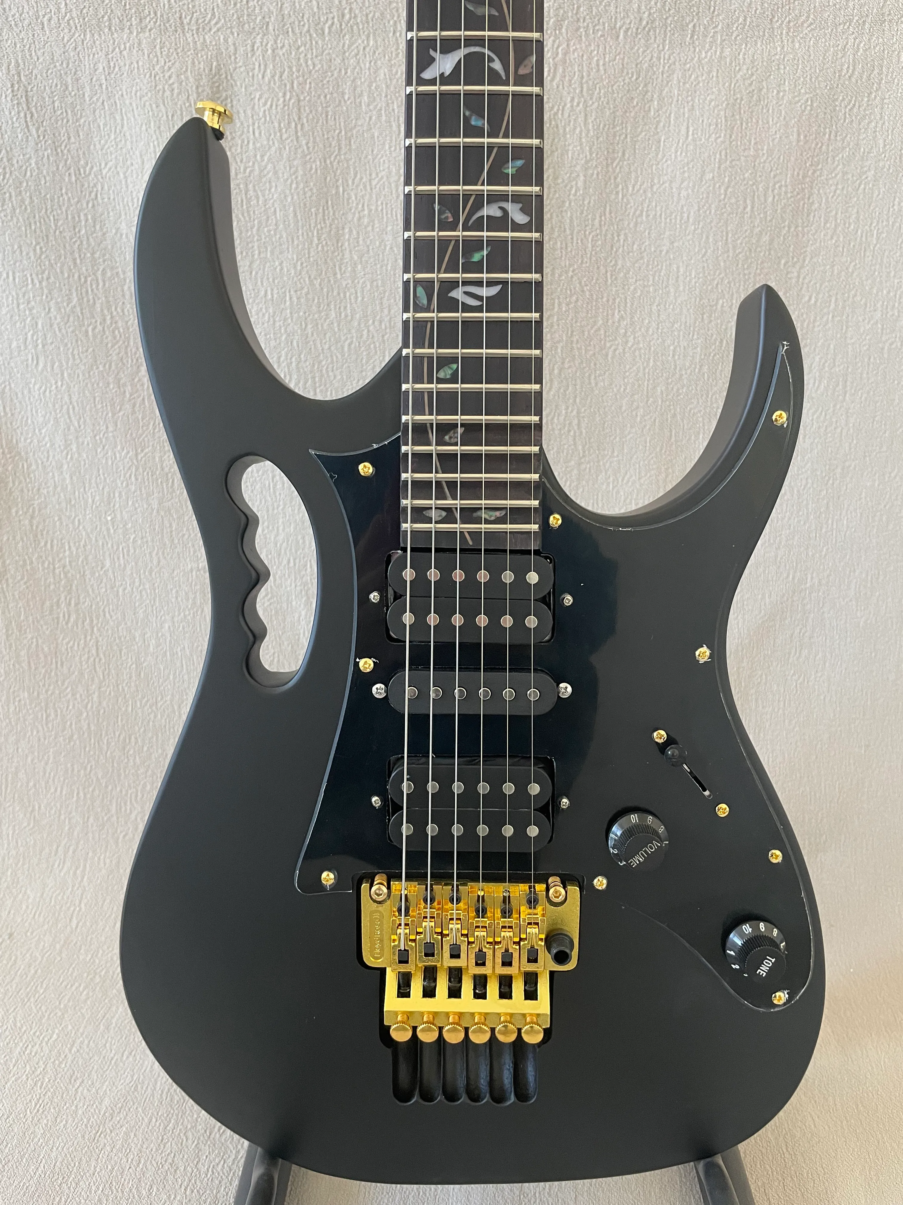 24 Fret Electric Guitar, Freudian Rose Tremolo... From Yocici, $236.39 |  DHgate.Com