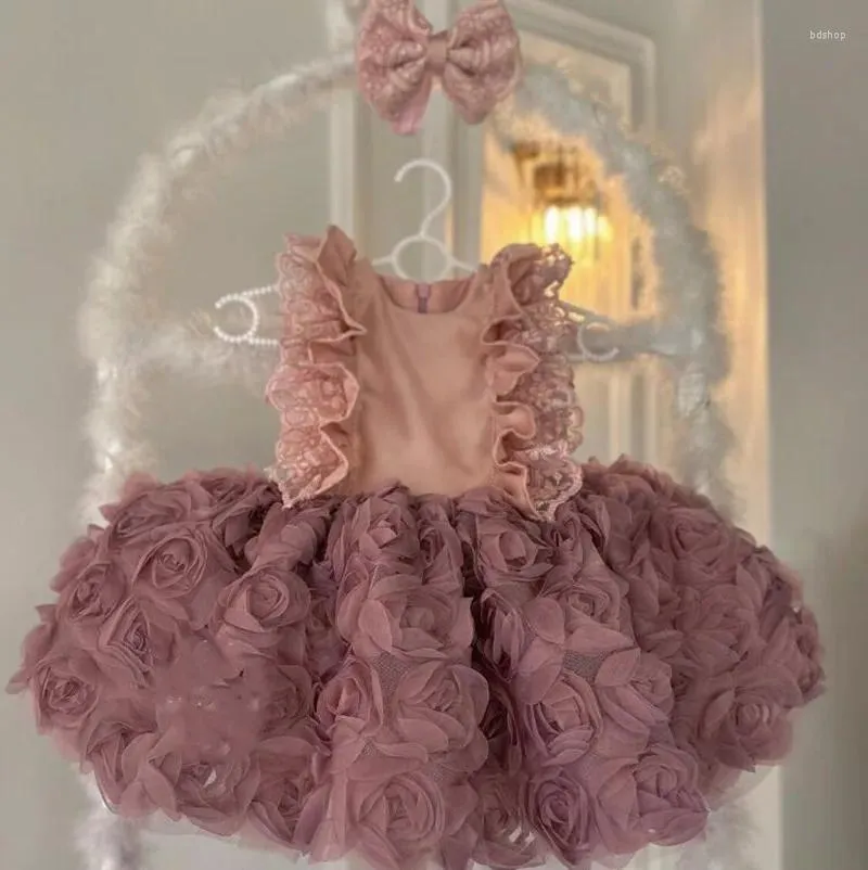 Sukienki dla dziewczynek sukienka w kwiaty ślubne z dużą wstążką dzieciak urodzinowy na imprezę balowa dziobowy w stylu księżniczki puffle tiulle