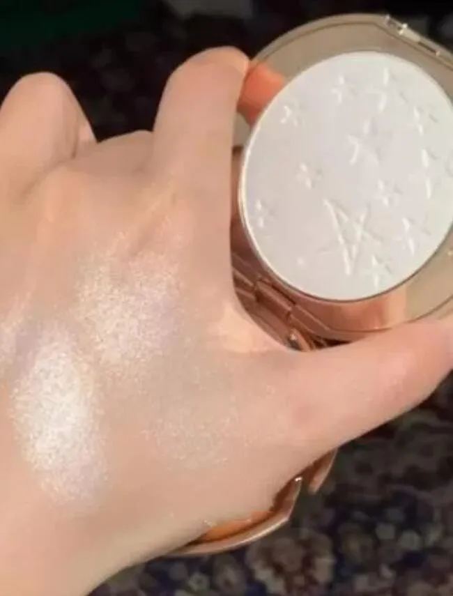 British Highlighters HOLLYWOOD moonlit glow PEARLESCENT GLOW Champagne Glow Complexion perfecting Micro powder Airbrush Flawless Finish 8g FAIR & MEDIUM 