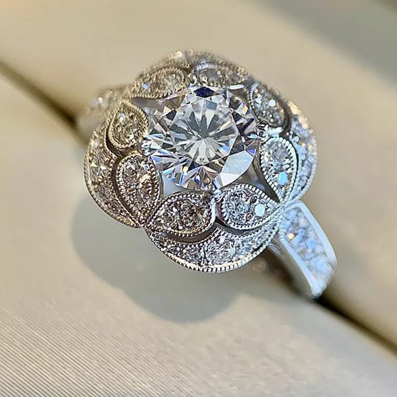 2024 handgefertigte Eheringe, Vintage-Schmuck, 925er Sterlingsilber, Rundschliff, weißer Topas, CZ-Diamant, Edelsteine, Party, Damen, Braut, Blumenring für Muttertagsgeschenk