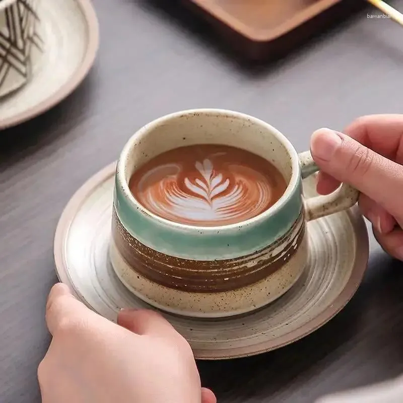 Mugs 1pc Creative Vintage Japanese Style Rough Pottery High-End Home Dining Table Utsökta eftermiddagste Set kaffekopp och tallrik