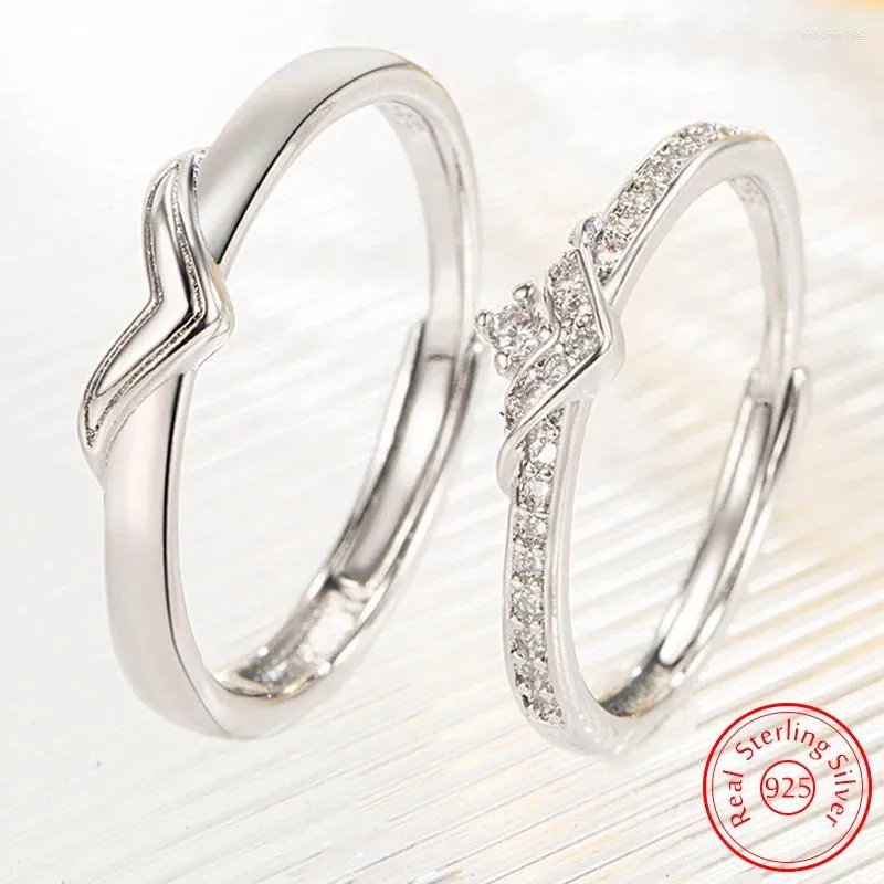 Anéis de cluster 925 prata esterlina mulher de alta qualidade moda jóias v forma cristal zircão casal anel para homem xy0337