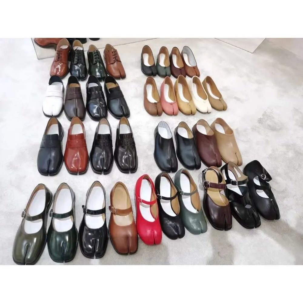 Maison Mihara Yasuhiro Hank Og Sole Canvas Tabi Ballerinas Shoes Designer Mm6 Leather Heels Ballet Shoes Flat Bottom Mary-Janes Fashion Low Heel Split Toe Sandals 58