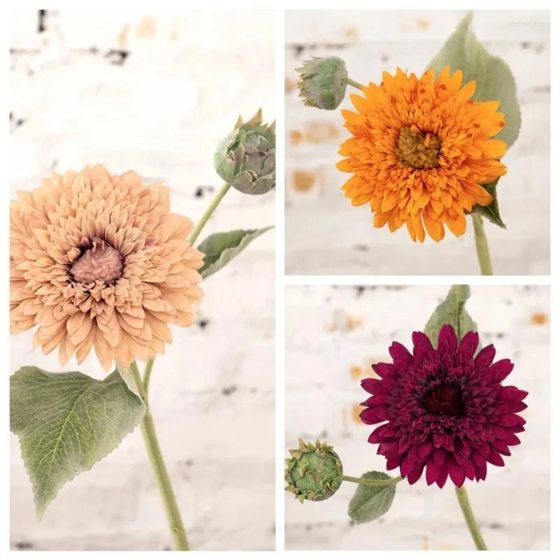 Decorative Flowers Artificial Sunflowers Simulated Green Plants Wholesale Wedding Decoration Crafts MW80001