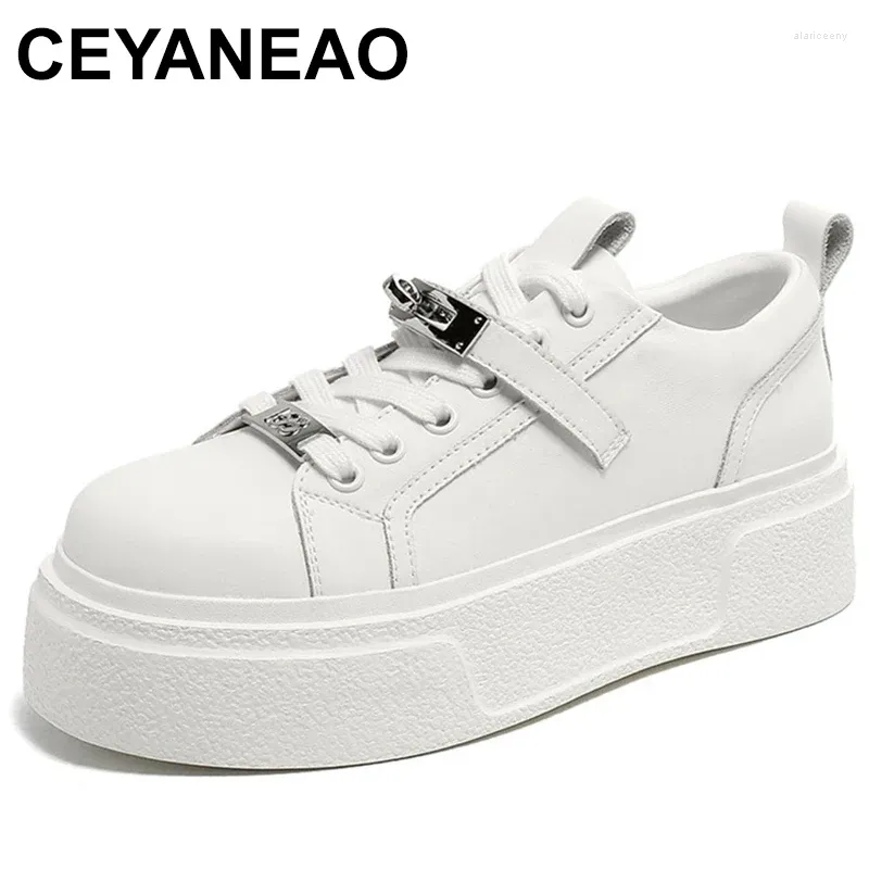 Casual Shoes Thick Bottom Platform Sport Women Lace Up Solid Flat Heel Öka tränare Buckle Belts Lady Sneakers Outdoor