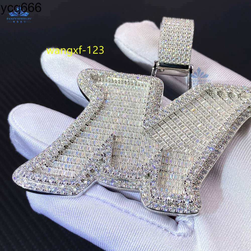 Hip Hop Jewelry Mens Iced Out Custom M Letter Pendant 925 Sterling Silver Baguette VVS Moissanite Diamond اسم قلادة أولية