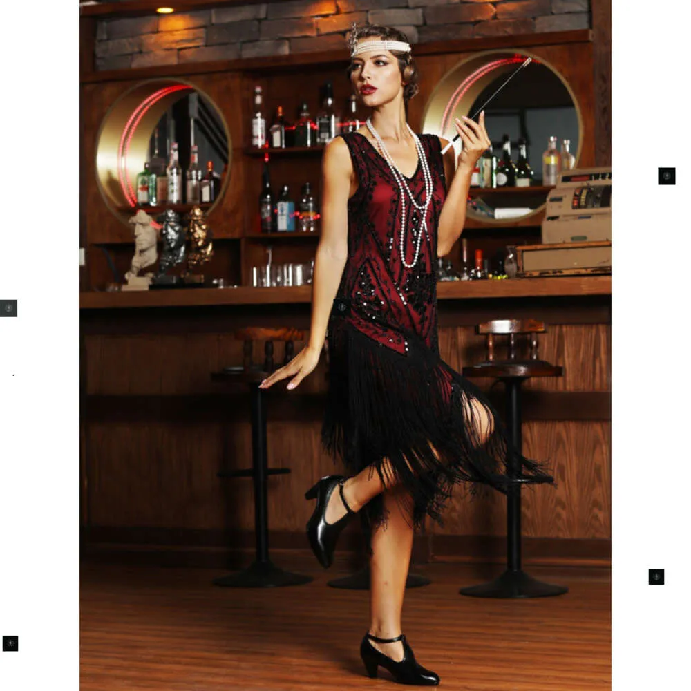 great gatsby prom dress 20s Themed Dresses Gatsby Prom Dress Great Gatsby 20s Ball Gown IDOPIP A dazzling array of twinkling glass beads and sequins throughout your feminine figure while the fitted form flatters your hourglass Gatsby Prom Dress Great Gatsby