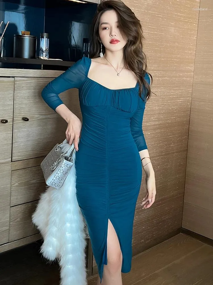 Casual Dresses Sexig bodycon klänning maxi för kvinnor 2024 Blue Solid Sheer Perspective Mesh Pleated Slit Robe Bottom Femme Vestidos