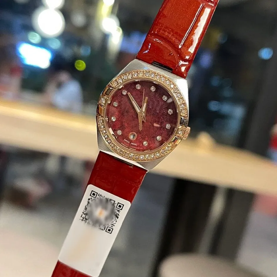 Les femmes de luxe regardent des montres de dame de diamant de concepteur de marque supérieure 29mm des montres-bracelets en cuir véritable pour les femmes Day345f de Valentine