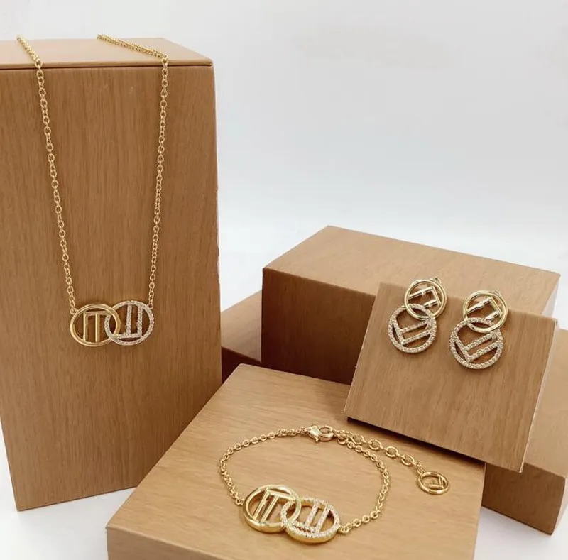Fashion simplicity brass Necklace Bracelet Women Engraved F Initials Letter Settings 18K Gold Designer Jewelry Birthday Festive Christmas Gifts HFS6 --04