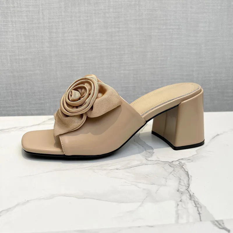 Summer New High-Quality Versatile Female Slippers Handmade Flower Design Banquet High Heel Sandals Genuine Leather Material Square Head Women`s Pumps