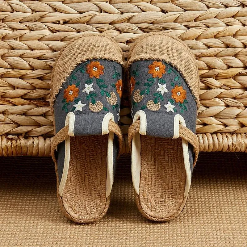 Casual Shoes Retro Women's Ethnic Style Embroidered Flat With Low-top Half-slippers Elegant Hanfu