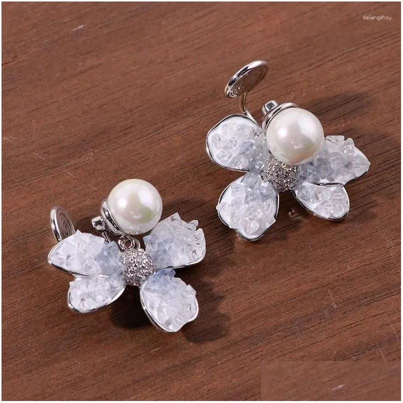 Stud Earrings Butterfly Temperament Gradual Color No Ear Holes Clips Versatile Gift Wholesale For Girls Drop Delivery Jewelry Otnhp