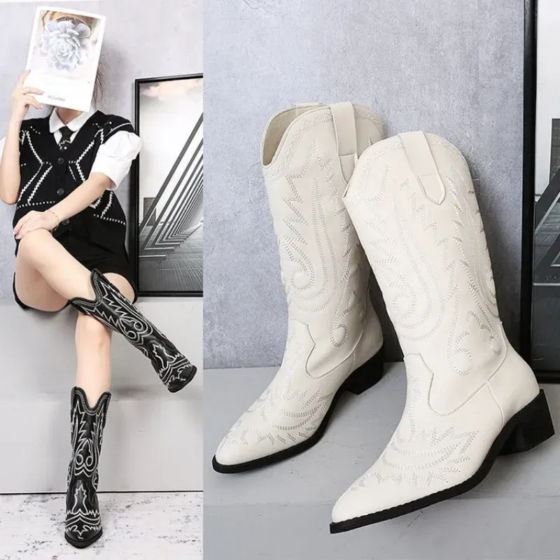 Bottes nouvelles femmes moyennes mollets sexy bottes occidentales cow-boy pointues galets hauts traction sur bottes dames mode broderie en cuir botas grand