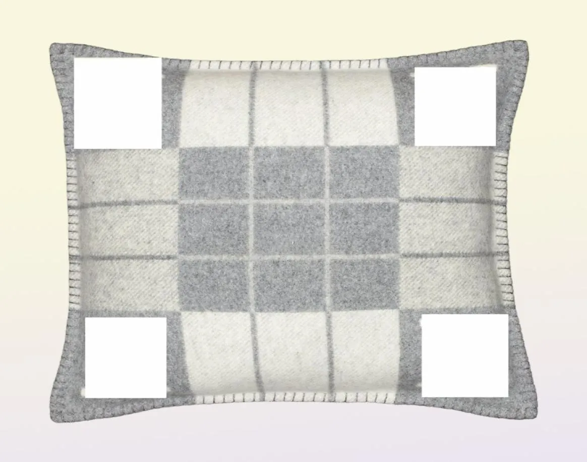 Projektant litery rzucaj poduszkę kaszmirową luksusowe poduszki projektant poduszka poduszka bez podstawowej sofy sofa wełna c4795545