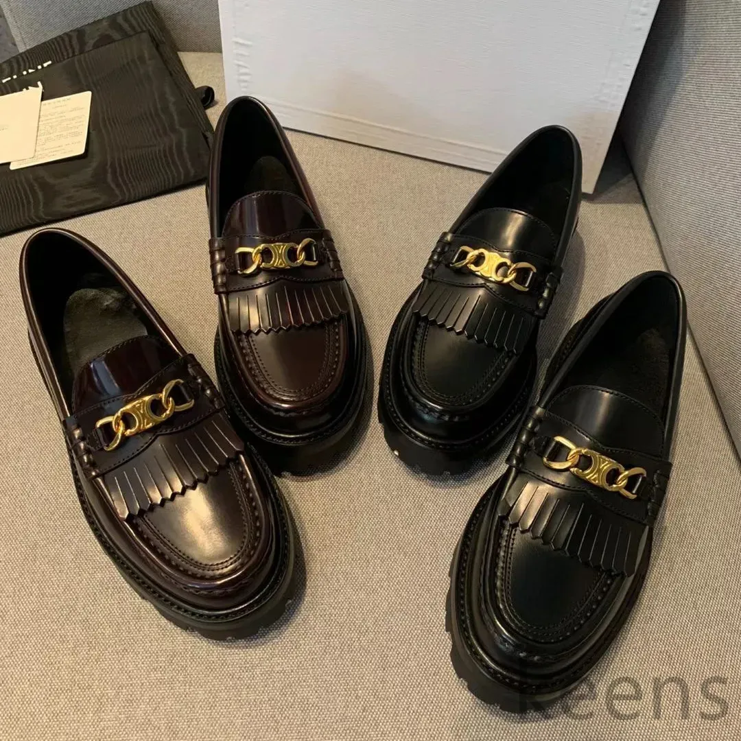 Chaussures formelles noires, mocassins à pampilles avec chaîne en or, chaussures plates d'un pied en cuir véritable, chaussures de luxe décontractées de styliste pour femmes
