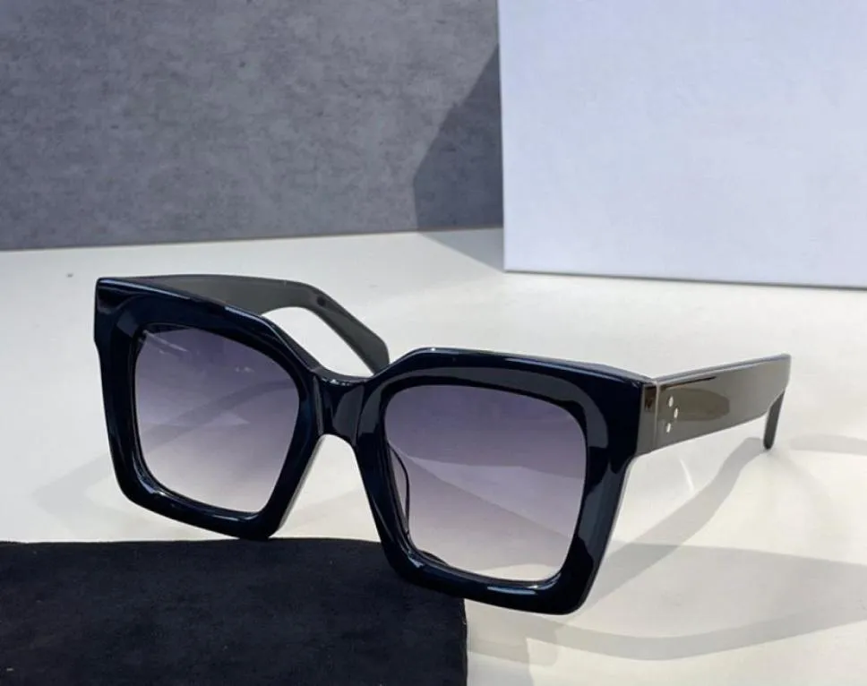 男性と女性のための夏のサングラススタイル4S130アンチュルトラビオレットレトロプレートスクエアフレーム特別なデザイン眼鏡ランダムボックス8277552