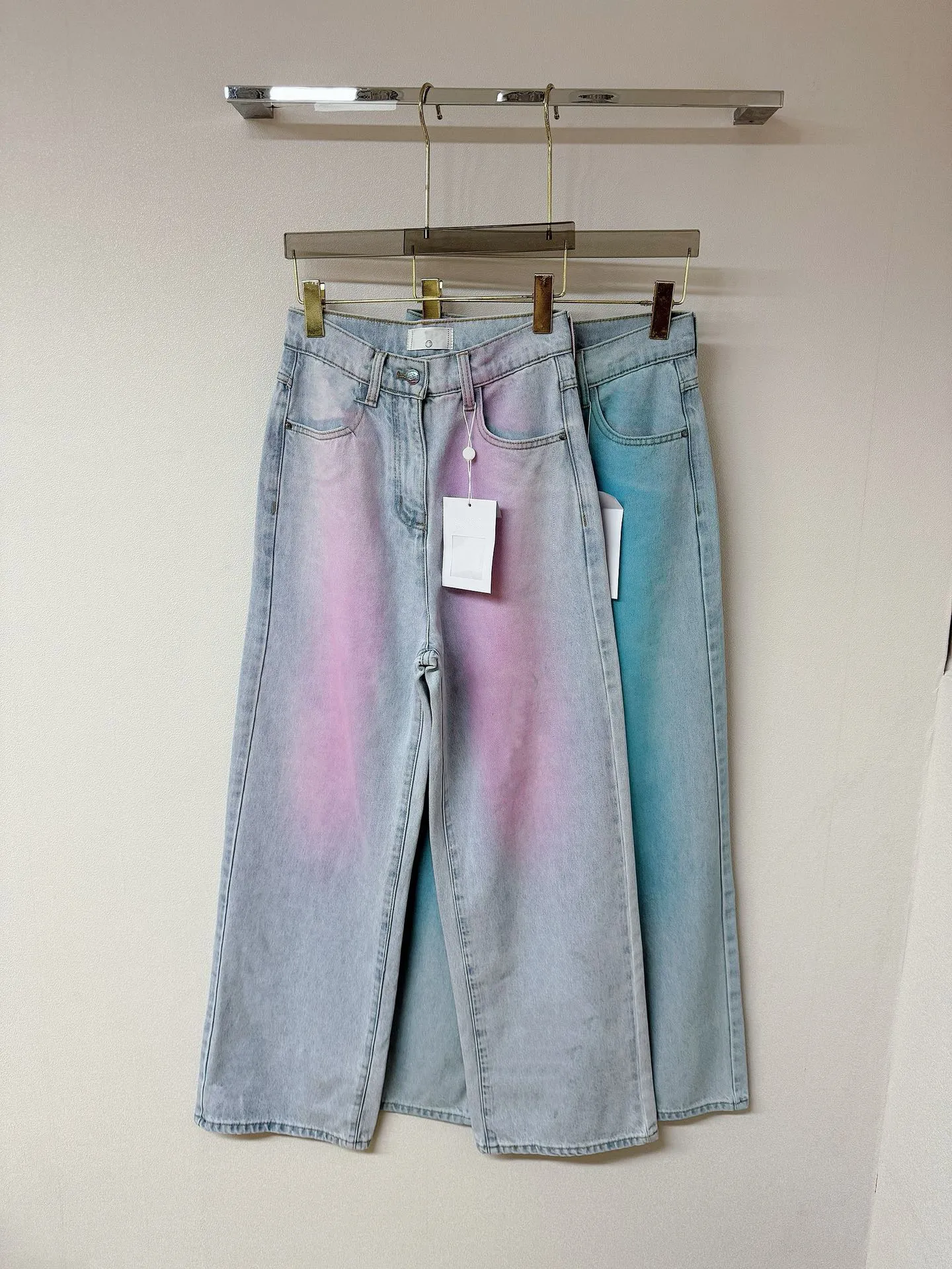 Jeans kvinnlig designer gradient blå rosa capris jeans långa byxor raka ben kvinnors gata stil spray färgade kontrasterande färger