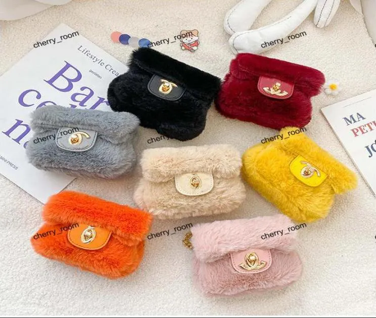 Kids Girl Designer Handbags Fashion Girl Letter Chain Single Messenger Bag Children Faux Fur Mini Shoulder Bag Princess Purse S7933299221