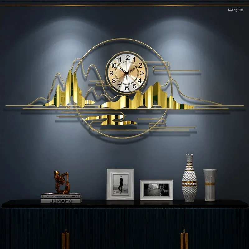 Wanduhren Traditionelle Chinesische Uhr Goldenes Metall Luxus Mode Unregelmäßige Einzigartige Zegar Scienny Haus Zubehör EI50WC
